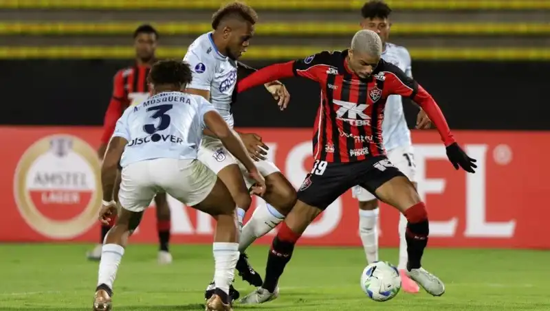 Futbol Dünyasında Şok: Yeni Transfer 4 Gün İçinde Ameliyata Alındı!