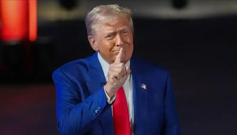 Trump, Wall Street Journal'ı Basın Havuzundan Çıkardı mı? Epstein’ın Mektubu Ne Anlattı?