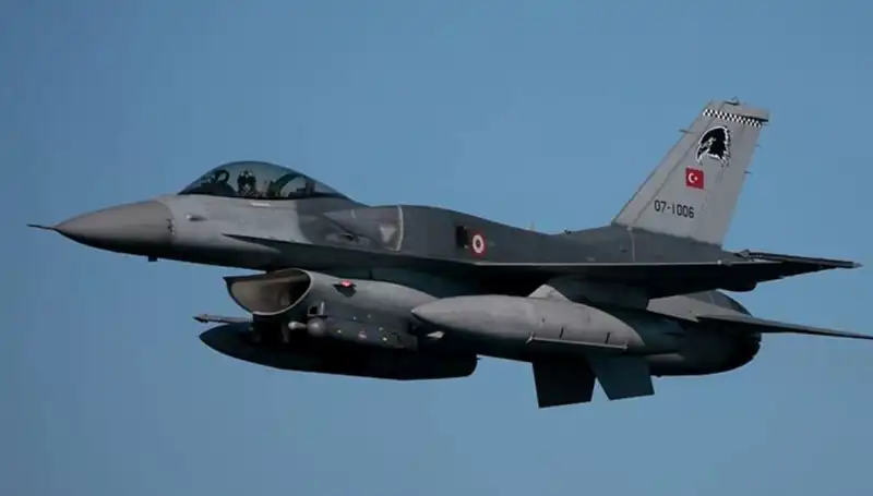 Türk Jetlerinin İsrail'i Koruma Görevinde Olduğu İddiaları Yalanlandı