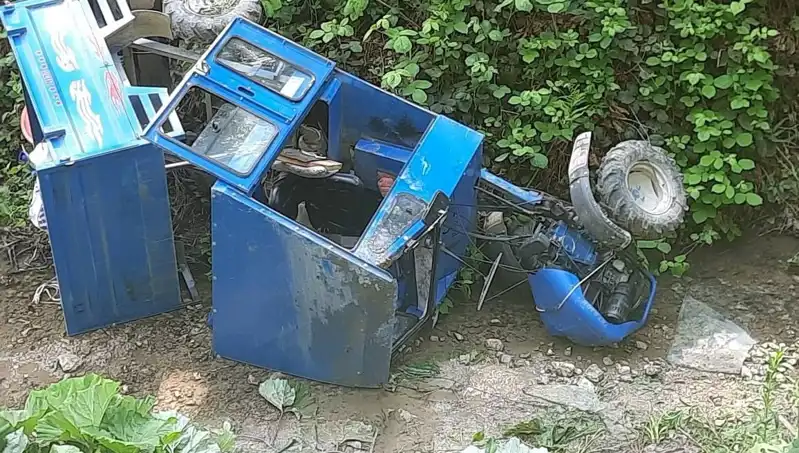 Kontrolden Çıkan Pat Pat Dereye Devrildi: Yaralıların Durumu Merak Ediliyor