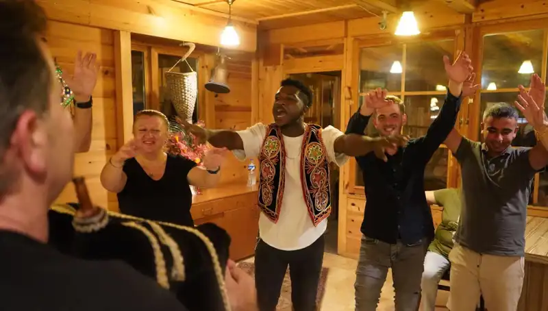 Gana’dan Rize’ye Uzanan Başarı Hikayesi: Tıp Fakültesi Diploması Elinde