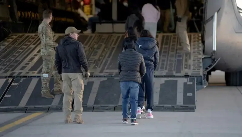 Kosova, ABD'nin Sınır Dışı Edeceği Göçmenleri Ülkesine Kabul Etmeye Hazırlanıyor