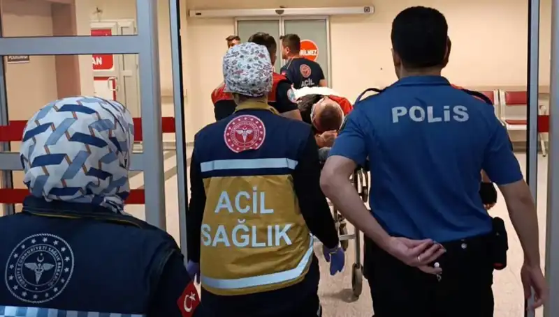 Polis Ekiplerinin Kazası Şehirde Panik Yarattı: İki Yaralı