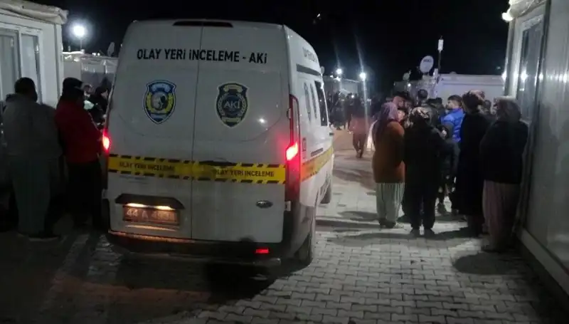 Husumet, Silahlı Kavga ile Kanlı Bir Hal Aldı: Gözaltılar ve Yaralılar