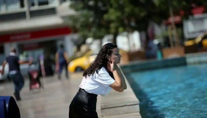 Cizre’de Sıcaklık Rekoru: Termometreler 49.1’i Gösterdi!