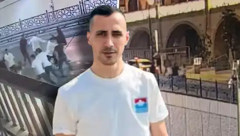 Taksim Meydanı'nda Şok Edici Cinayet: Altı Kişinin Saldırısına Uğradı!
