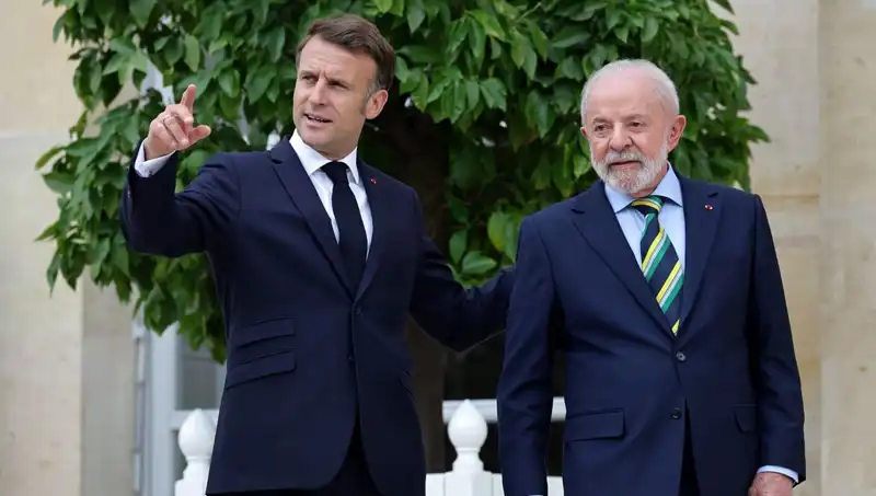 Macron, İsrail'e Yönelik Somut Önlemleri Değerlendireceklerini Açıkladı