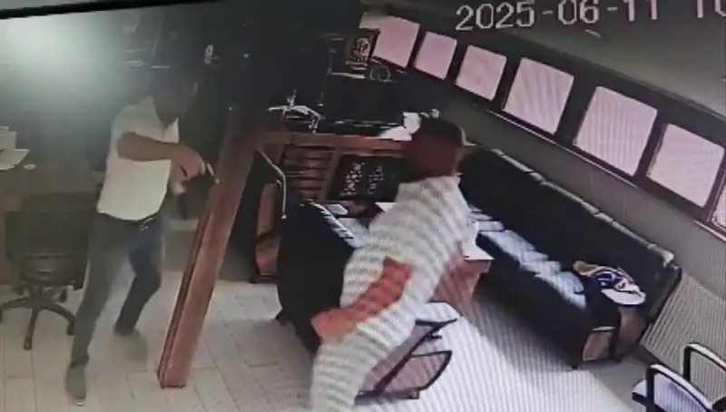 Alacak Verecek Meselesi Kanlı Çatışmaya Dönüştü: İş İnsanı Hayatını Kaybetti