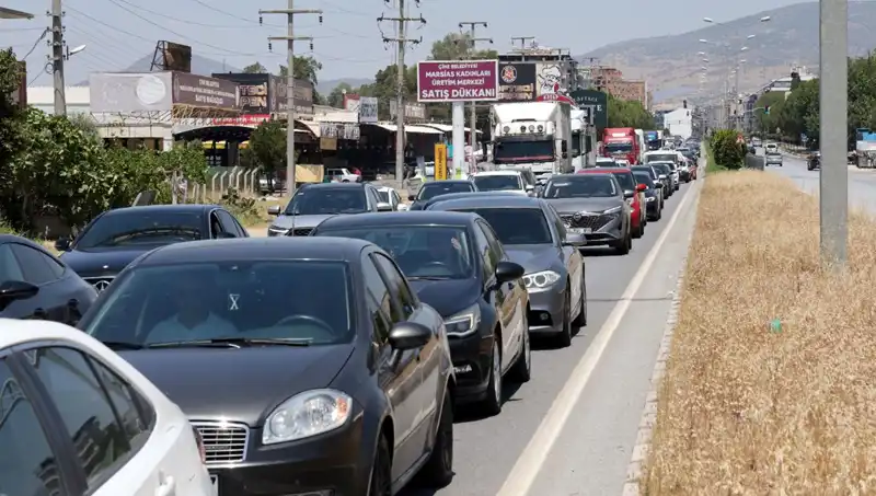 Aydın-Muğla Arasında 60 Kilometrelik Araç Kuyruğu Neden Oluştu?