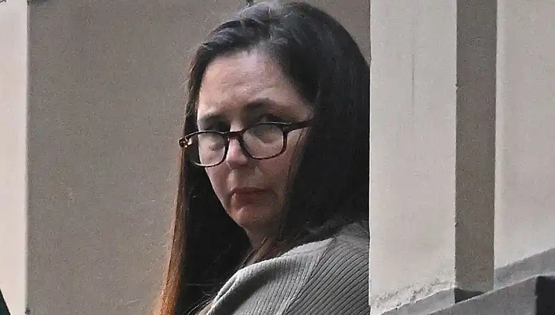 Zehirli Mantarların Gizemli Dünyası: Renkli Tabaklar ve Cevapsız Sorular