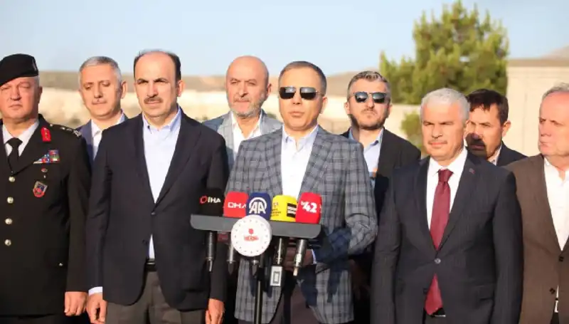 Bayram Sabaha Dikkat! Bakan Yerlikaya'dan Önemli Trafik Uyarısı Geldi