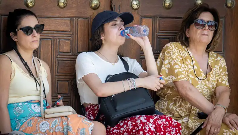 23 İl Genelinde 40 Dereceyi Aşan Aşırı Sıcaklık Alarmı Verildi!