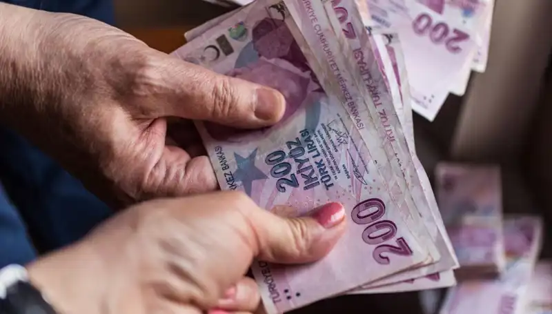 2025 Temmuzunda Memur ve Emekli Maaşları Ne Kadar Artacak?